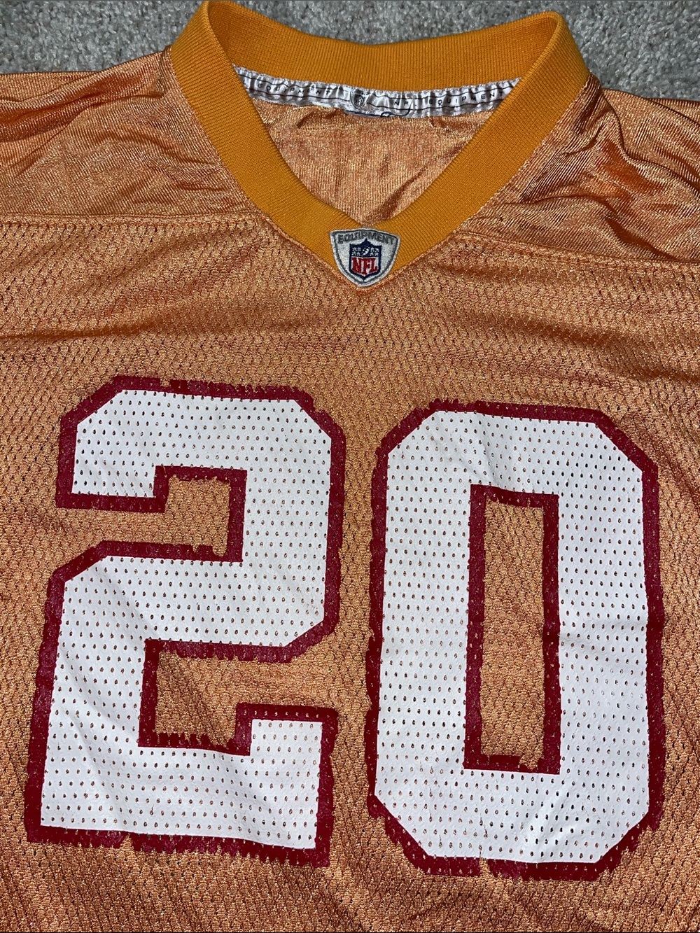 Worn Tampa Bay Rhonde Barber Buccaneers Orange Creamsicle NFL Jersey Youth used - Picture 6 of 6